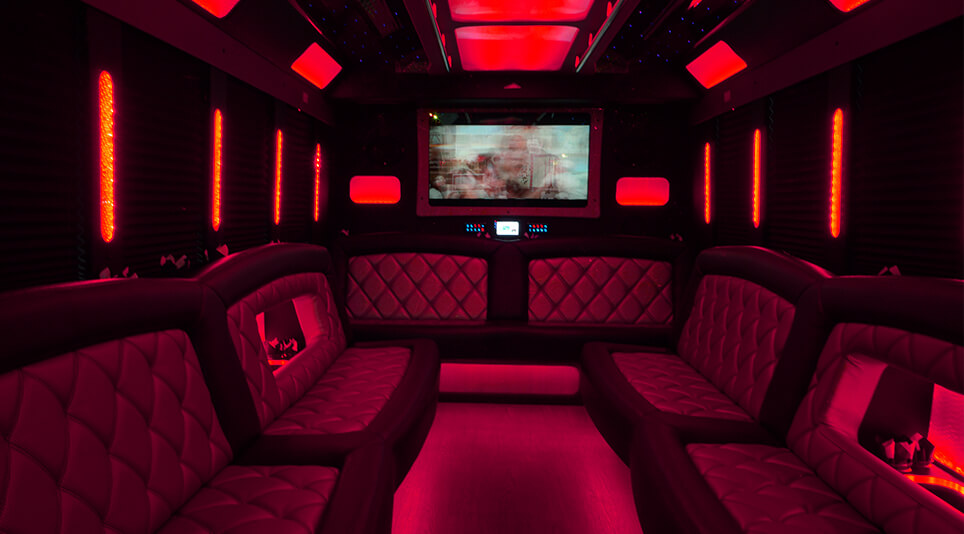 Top black interios in limousines